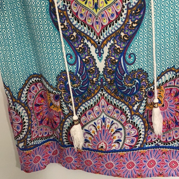 Entro dress or swim cover up. Long tassels and three quarter length sleeves. - Picture 2 of 4